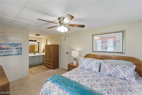 515 Blossom Ct, North Fort Myers FL - photo 19 of 44