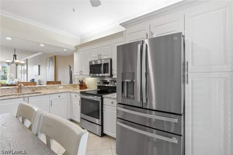 1615 Windy Pines Dr 5, Naples FL - photo 8 of 27