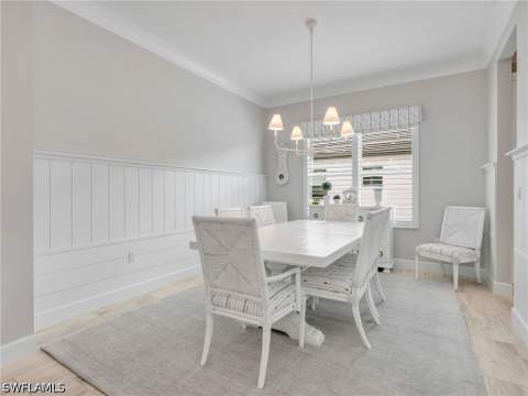 12056 Oleander Ave, Naples FL - photo 9 of 48