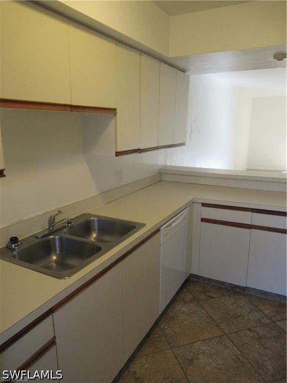 2 bedroom Condominium at 10041 Maddox Ln 102, Golf Villas Of Bonita Springs, Bonita Springs — photo 5