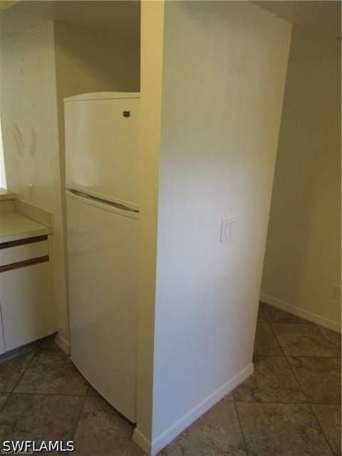 10041 Maddox Ln 102, Bonita Springs FL - photo 6 of 27