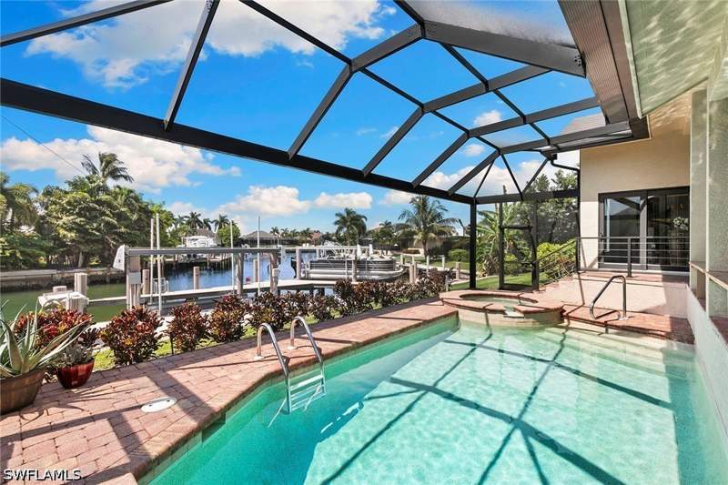 4 bedroom SingleFamilyResidence at 580 Goldcoast Ct, Marco Island, Marco Island — photo 5
