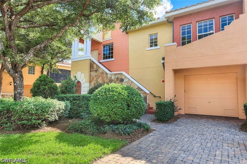 2 bedroom Condominium at 8617 Via Rapallo Dr 202, Rapallo, Estero — photo 2