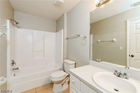 113 Blackstone Dr, Fort Myers FL - photo 8 of 15