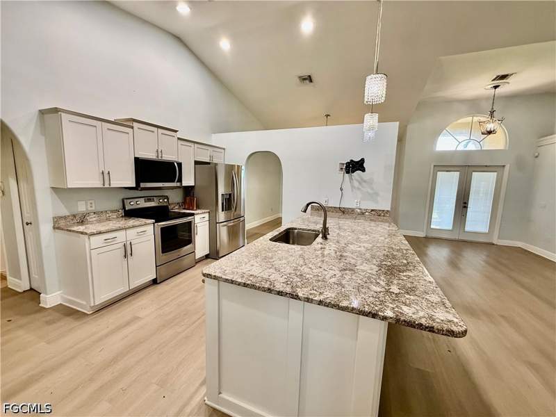 3 bedroom SingleFamilyResidence at 711 Sawyer St, Lehigh Acres, Lehigh Acres — photo 5