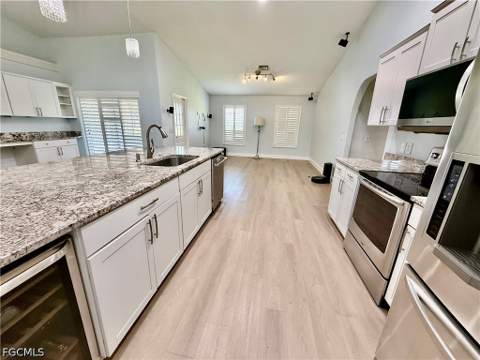 711 Sawyer St, Lehigh Acres FL - photo 6 of 38