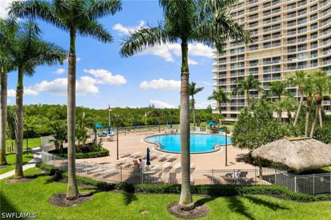 380 Seaview Ct 203, Marco Island FL - photo 20 of 30