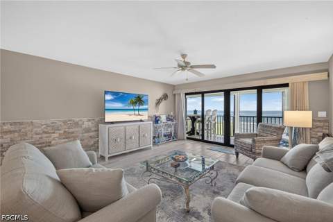 538 Estero Blvd 203, Fort Myers Beach FL - photo 13 of 40