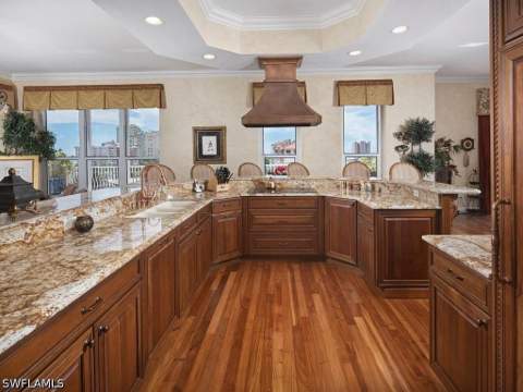 1061 S Collier Blvd Ph 1, Marco Island FL - photo 23 of 47