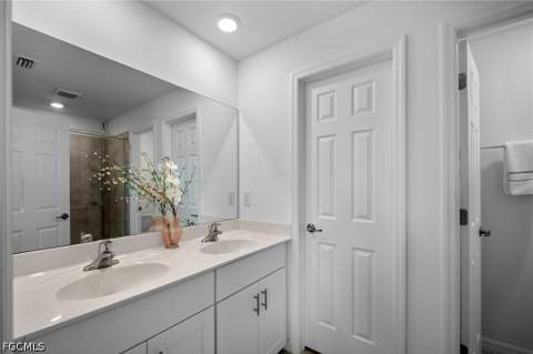 14087 Oviedo Pl, Fort Myers FL - photo 15 of 32