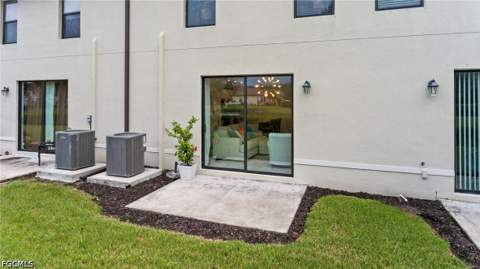 14087 Oviedo Pl, Fort Myers FL - photo 16 of 32