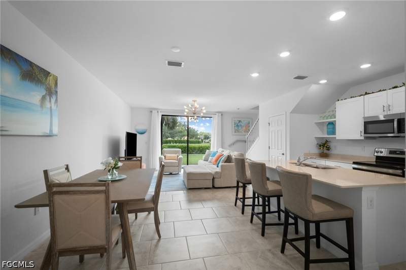 3 bedroom Townhouse at 14087 Oviedo Pl, Portico, Fort Myers — photo 5