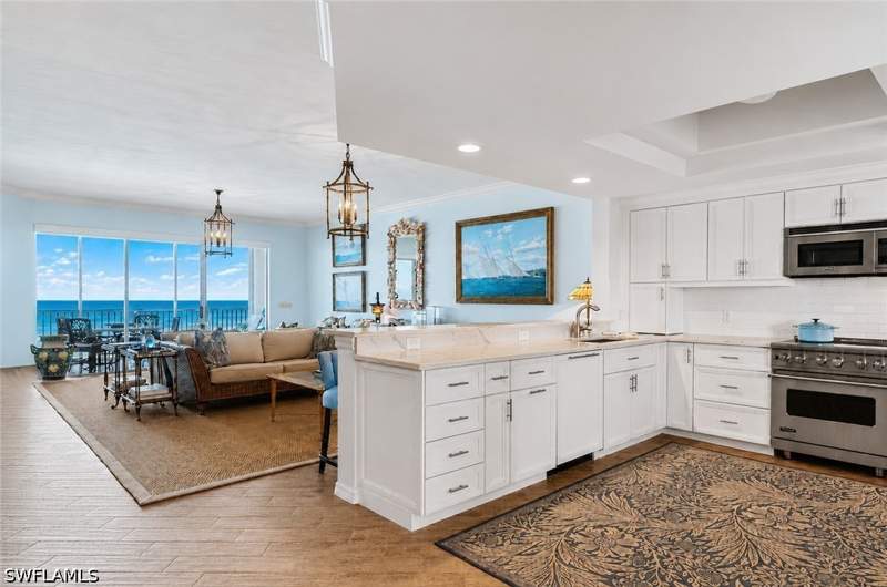 2 bedroom Condominium at 253 Barefoot Beach Blvd 403, Barefoot Beach Club, Bonita Springs — photo 4