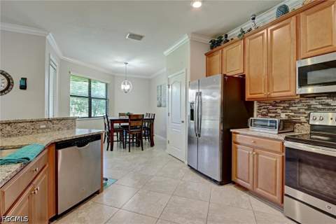 10783 Essex Square Blvd, Fort Myers FL - photo 10 of 43