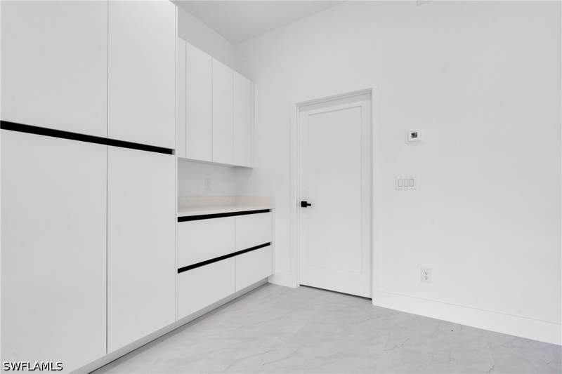 3 bedroom SingleFamilyResidence at 2610 Carol Pl, Lehigh Acres, Lehigh Acres — photo 4