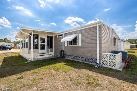 478 Nicklaus Blvd, North Fort Myers FL - photo 22 of 33