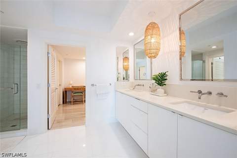 8665 Bay Colony Dr 201, Naples FL - photo 13 of 20
