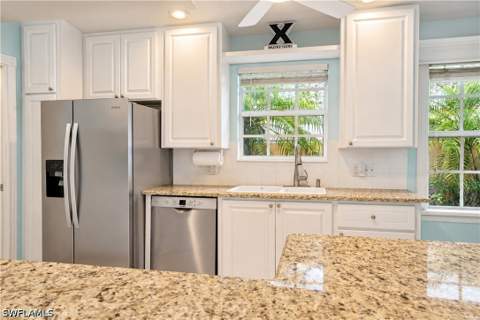 5434 Guadeloupe Way, Naples FL - photo 8 of 28