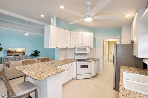 5434 Guadeloupe Way, Naples FL - photo 9 of 28