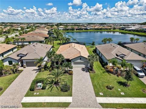 18560 Ives Dr, Estero FL - photo 7 of 47