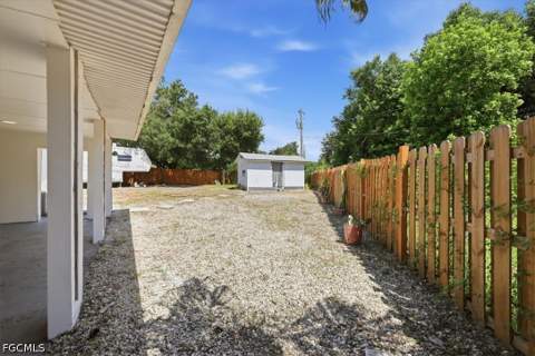 218 Poe Ave, North Fort Myers FL - photo 22 of 29