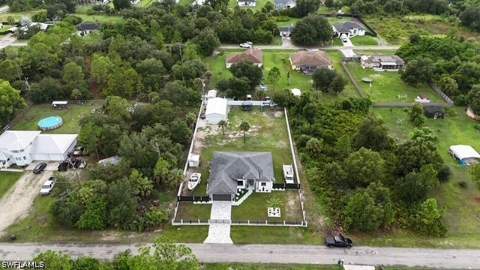 611 Lake Ave, Lehigh Acres FL - photo 17 of 42