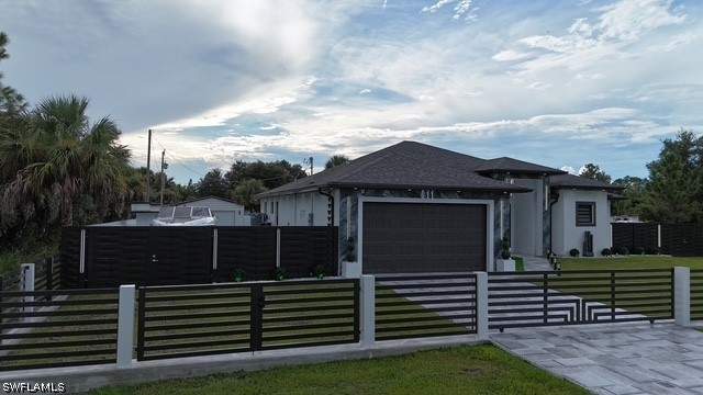 3 bedroom SingleFamilyResidence at 611 Lake Ave, Lehigh Acres, Lehigh Acres — photo 4
