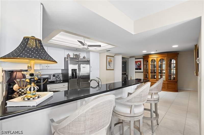 2 bedroom Condominium at 6825 Grenadier Blvd 1102, St Pierre, Naples — photo 4