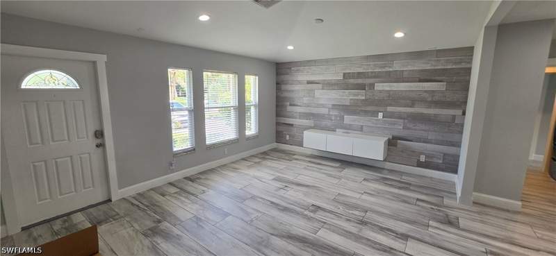 4 bedroom SingleFamilyResidence at 4536 25th Ave SW, Golden Gate City, Naples — photo 4