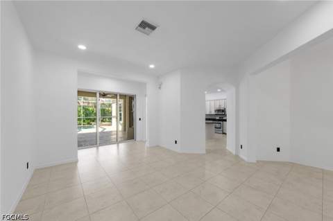 2628 Fairmont Cove Ct, Cape Coral FL - photo 10 of 50