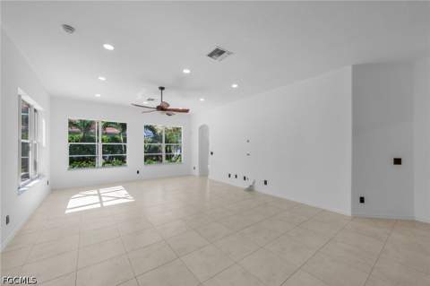 2628 Fairmont Cove Ct, Cape Coral FL - photo 20 of 50