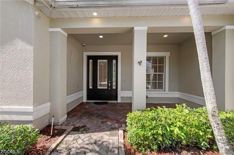 5 bedroom SingleFamilyResidence at 2628 Fairmont Cove Ct, Fairmont, Cape Coral — photo 5