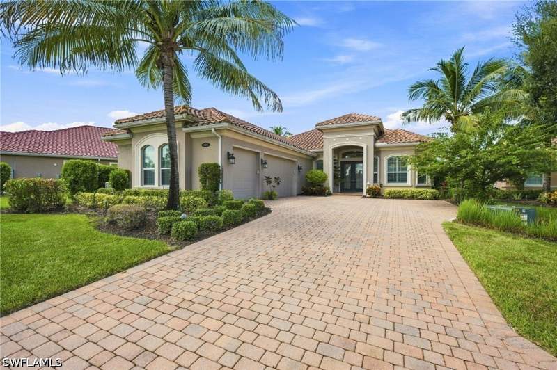 3 bedroom SingleFamilyResidence at 9455 Lagomar Ct, Lagomar, Naples — photo 2