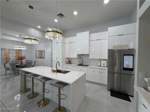910 Venice Ave N, Lehigh Acres FL - photo 11 of 40