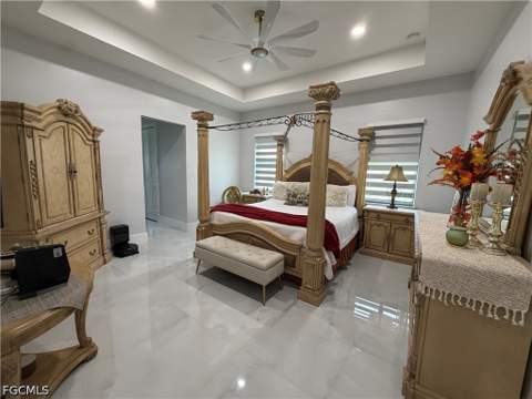 910 Venice Ave N, Lehigh Acres FL - photo 18 of 40