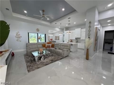 910 Venice Ave N, Lehigh Acres FL - photo 8 of 40