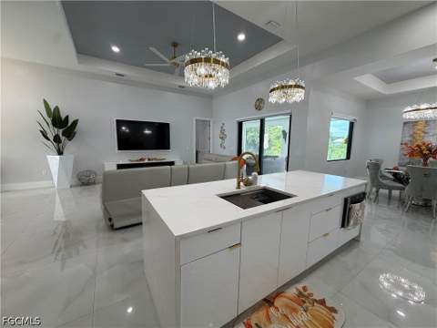 910 Venice Ave N, Lehigh Acres FL - photo 9 of 40