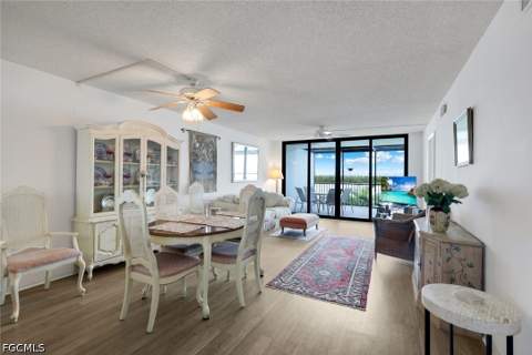4253 Bay Beach Ln F1, Fort Myers Beach FL - photo 10 of 36