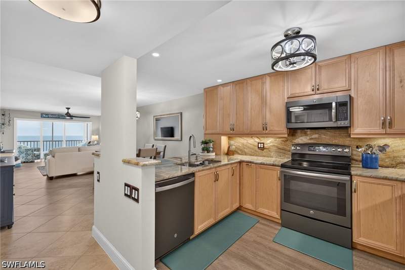2 bedroom Condominium at 26000 Hickory Blvd 604, Casa Bonita I, Bonita Springs — photo 4