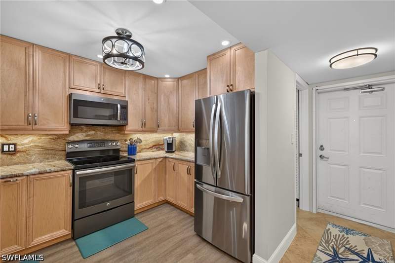 2 bedroom Condominium at 26000 Hickory Blvd 604, Casa Bonita I, Bonita Springs — photo 5