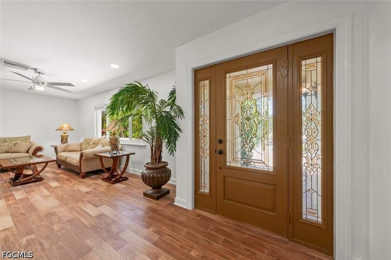 3 bedroom SingleFamilyResidence at 9421 Moonlight Dr, Gumbo Limbo, Sanibel — photo 3