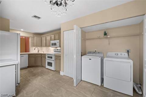1439 Larkspur Dr, Fort Myers FL - photo 18 of 44
