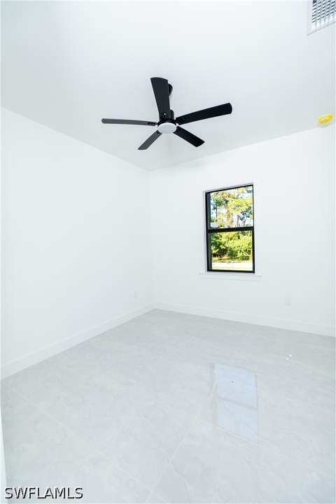 327 Lownde Ave S, Lehigh Acres FL - photo 15 of 46