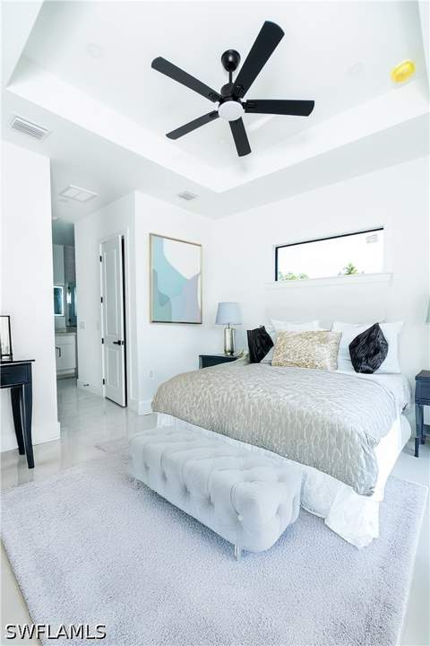 327 Lownde Ave S, Lehigh Acres FL - photo 16 of 46