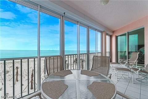 267 Barefoot Beach Blvd 204, Bonita Springs FL - photo 19 of 40