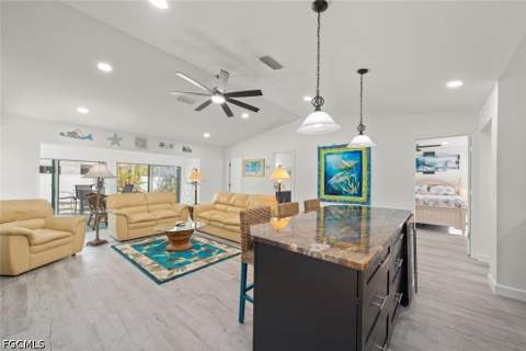 534 Piedmont Rd, Sanibel FL - photo 19 of 48