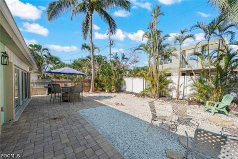 534 Piedmont Rd, Sanibel FL - photo 24 of 48