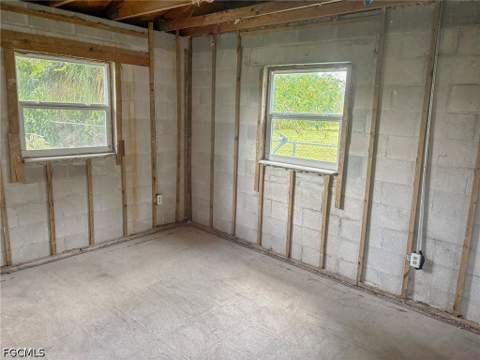 3751 Highland Ave, Fort Myers FL - photo 11 of 15
