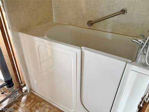 3751 Highland Ave, Fort Myers FL - photo 9 of 15