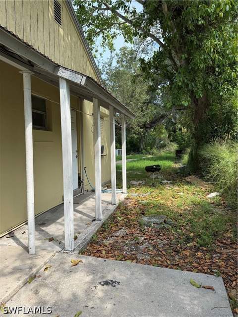 3131 Market St, Fort Myers FL - photo 10 of 32